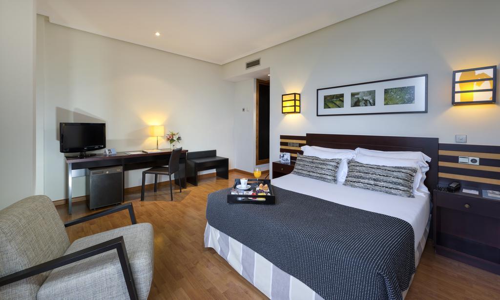 Double or Twin Room,1207857679:JPEG